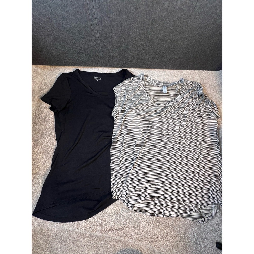 Lot Of 2! Athleta Black V Neck Tee Short Sleeve T-Shirt And Striped Short SZ Med
